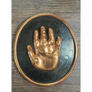 Darling 3D Patty-Cakes Handprint Plaque 1967 Artistic Creations Merry Christmas